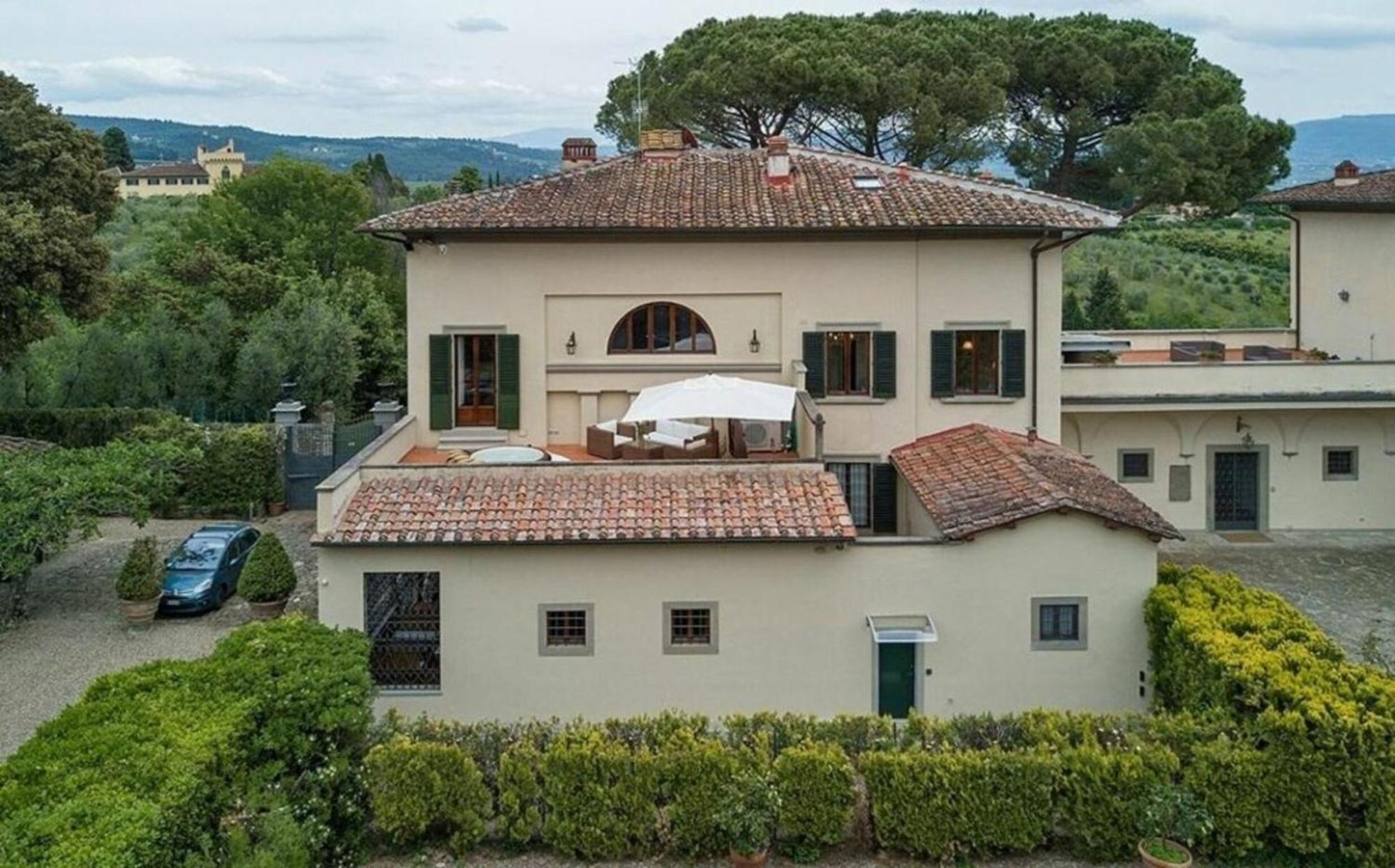Dante Villa Florenz